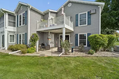 2553 Village Lane #B, Oshkosh, WI 54904 - Photo 22