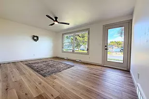 631 Idlewild St, Kaukauna, WI 54130 - Photo 4