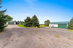 5275 Rushford Ave, Omro, WI 54963 - Photo 2