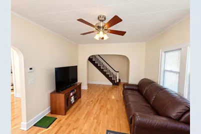 719 W 6th Avenue, Oshkosh, WI 54902 - Photo 8
