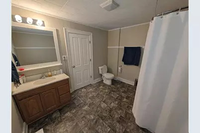 719 W 6th Avenue, Oshkosh, WI 54902 - Photo 18