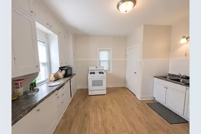 719 W 6th Avenue, Oshkosh, WI 54902 - Photo 12