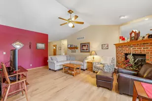 W5011 Valley Creek Rd, Fond du Lac, WI 54937 - Photo 6