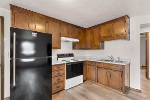 1635 Deckner Ave, Green Bay, WI 54313 - Photo 4