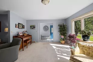 2924 Ridgeway Dr, Neenah, WI 54956 - Photo 18