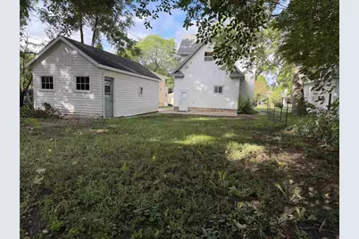 176 N Pearl Street, Berlin, WI 54923 - Photo 2