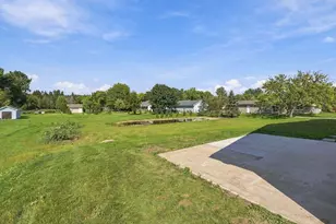 661 E River Dr, Omro, WI 54963 - Photo 2