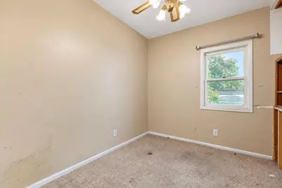 613 Phoebe Street, Green Bay, WI 54303 - Photo 8