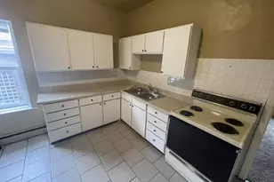 1211 E Walnut St, Green Bay, WI 54301 - Photo 10