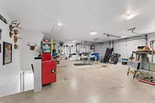 3350 Lakeview Dr, Suamico, WI 54173 - Photo 52