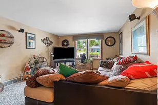 1938 Strawberry Ln, Green Bay, WI 54304 - Photo 20