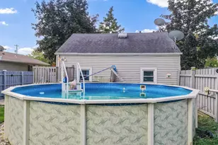 1722 W Murdock Ave, Oshkosh, WI 54901 - Photo 22