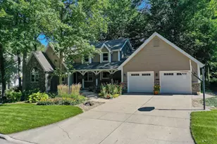 2085 Crestwood Springs Dr, Green Bay, WI 54304 - Photo 1