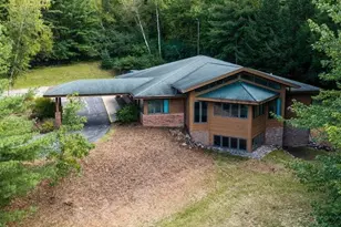 100 Pine Crest Ln, Iola, WI 54945 - Photo 6