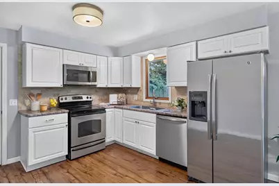 2516 N Summit Street, Appleton, WI 54914 - Photo 26
