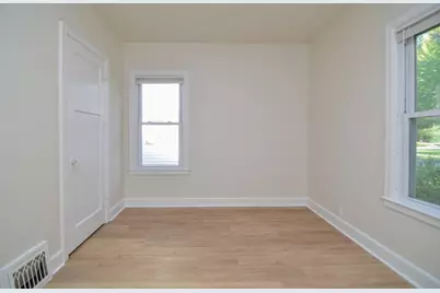 303 E 10th Street, Fond du Lac, WI 54935 - Photo 10