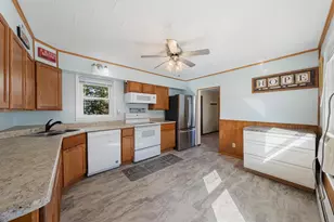 168 8th St, Fond du Lac, WI 54935 - Photo 4