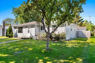814 Bader St, Green Bay, WI 54302 - Photo 4