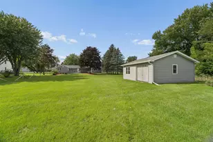 N7869 Lakeshore Dr, Fond du Lac, WI 54937 - Photo 42