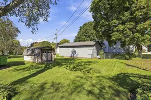 2318 Wisconsin Ave, New Holstein, WI 53061 - Photo 22