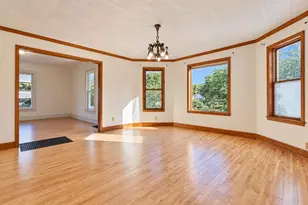 1009 16th St, Menominee, MI 49858 - Photo 6