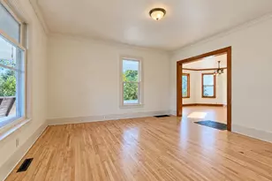 1009 16th St, Menominee, MI 49858 - Photo 4