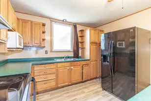 63 W 14th St, Clintonville, WI 54929 - Photo 12