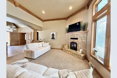 448 Harvest Road, Green Bay, WI 54302 - Photo 6