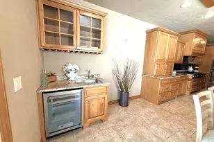 448 Harvest Rd, Green Bay, WI 54302 - Photo 12