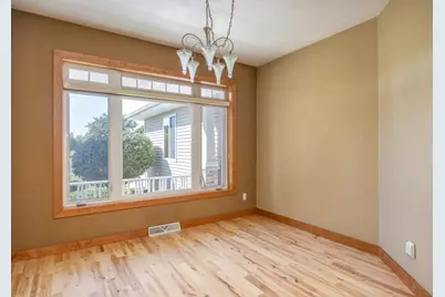 140 Thackery Drive, Oshkosh, WI 54904 - Photo 12