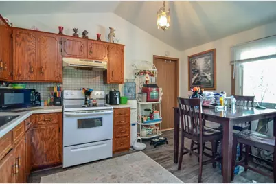 617 Victoria Court, Green Bay, WI 54311 - Photo 16