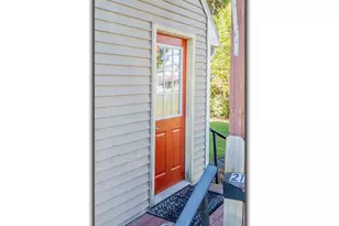 215 E Spring St, New London, WI 54961 - Photo 2