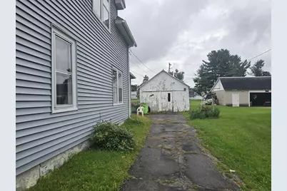 203 E Wall Street, Neshkoro, WI 54960 - Photo 10