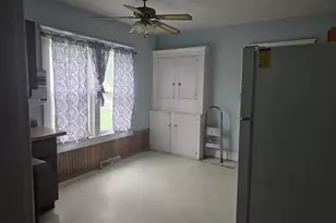 203 E Wall St, Neshkoro, WI 54960 - Photo 26
