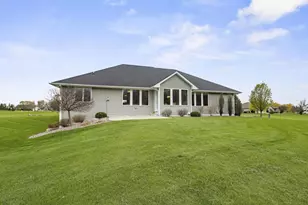 3551 Hickory Ridge Dr, De Pere, WI 54115 - Photo 56
