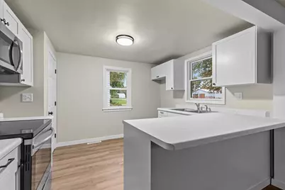 525 S Grove Street, Waupun, WI 53963 - Photo 8