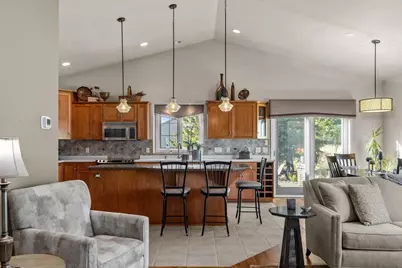 3889 N Crosscreek Circle, Appleton, WI 54913 - Photo 12