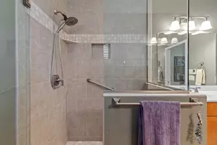 3889 N Crosscreek Cir, Appleton, WI 54913 - Photo 24