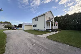 221 Bridge St, Oconto, WI 54153 - Photo 14