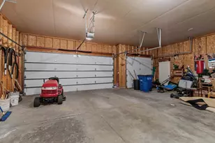 2282 Willow Way Dr, Oshkosh, WI 54904 - Photo 38