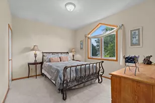 2282 Willow Way Dr, Oshkosh, WI 54904 - Photo 32