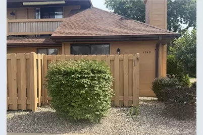 1345 W 18th Avenue, Oshkosh, WI 54902 - Photo 38