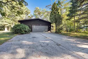 W4976 Bartelt Blvd, Shawano, WI 54166 - Photo 14
