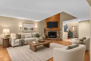 905 E Windfield Pl, Appleton, WI 54911 - Photo 4