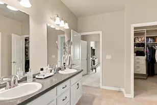 205 N Bedford Rd, Green Bay, WI 54311 - Photo 24