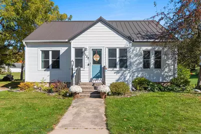 132 S Birch Avenue, Gillett, WI 54124 - Photo 1