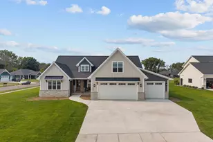 1029 Lancaster Ct, Howard, WI 54313 - Photo 56