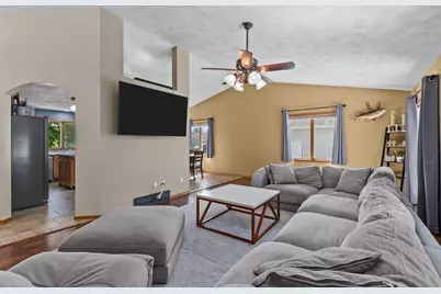 1218 Chelsea Court, Menasha, WI 54952 - Photo 6
