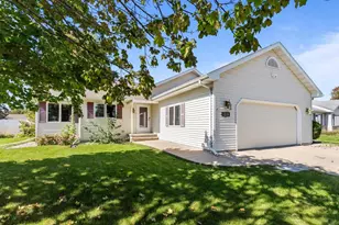 1218 Chelsea Ct, Menasha, WI 54952 - Photo 46