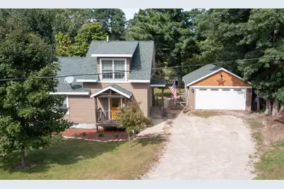 725 Shearer Street, Waupaca, WI 54981 - Photo 1